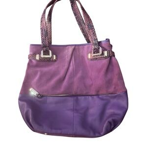 B. Makowsky Purple Leather and Suede shoulder Bag